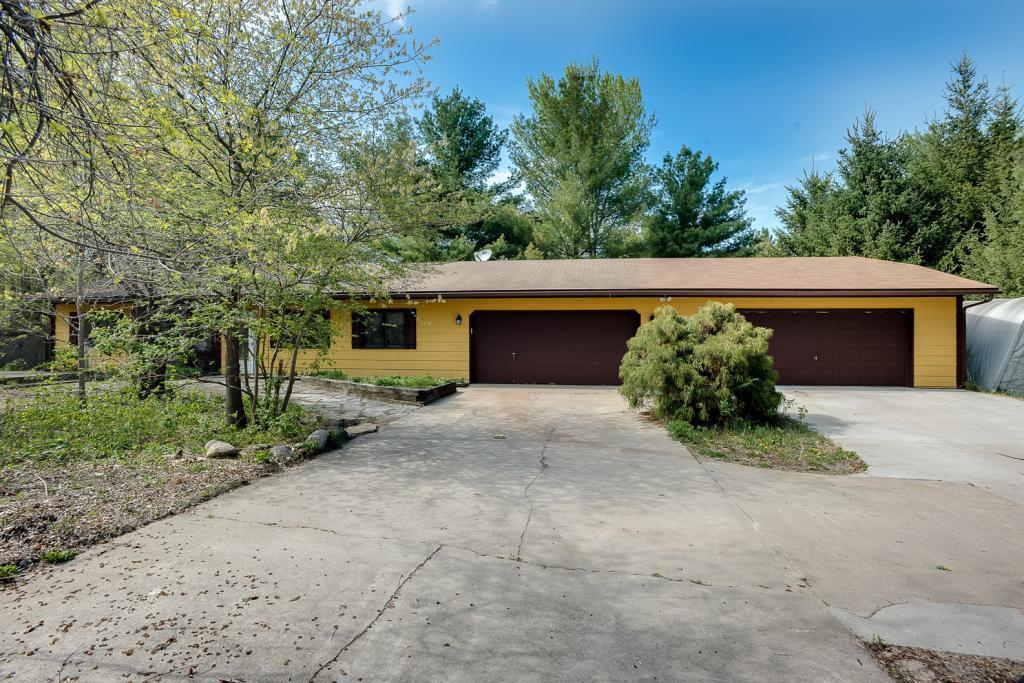 View of Residential at 18932 Flora Street, Oak Grove MN 55011, Oak Grove - Mike Wilen | Minnesota Team Real Estate