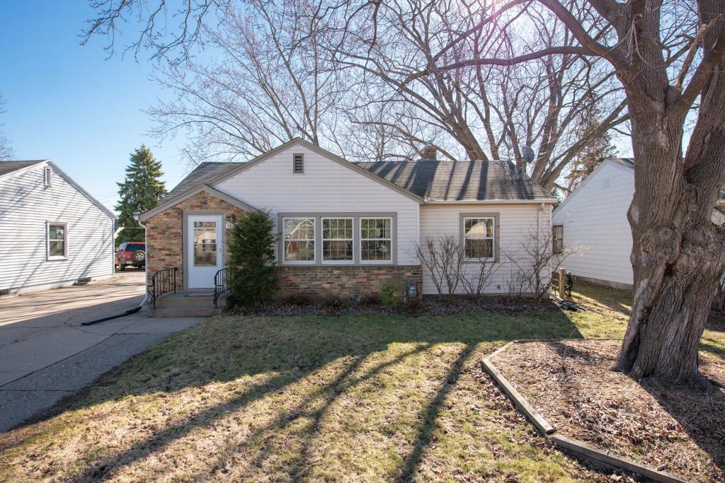 View of Residential at 1356 Mackubin Street, Saint Paul MN 55117, Saint Paul - Mike Wilen | Minnesota Team Real Estate