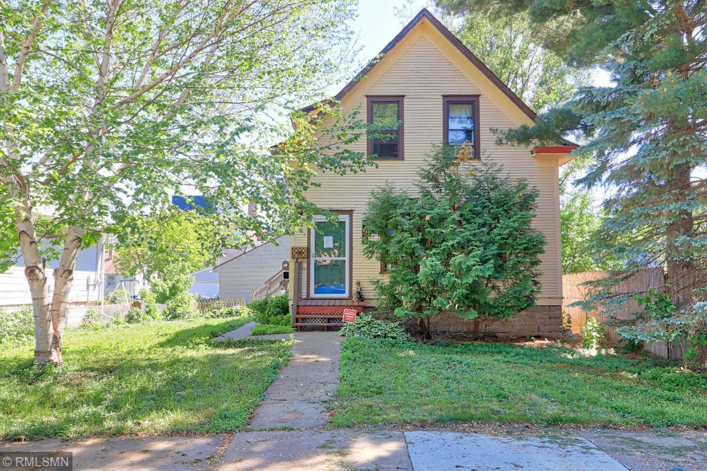 View of Residential Income at 998 Armstrong Avenue, Saint Paul MN 55102, Saint Paul - Mike Wilen | Minnesota Team Real Estate