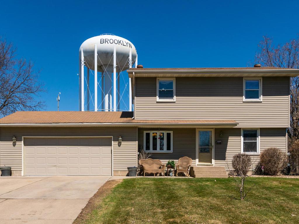 View of Residential at 4424 78th Lane, Brooklyn Park MN 55443, Brooklyn Park - Mike Wilen | Minnesota Team Real Estate