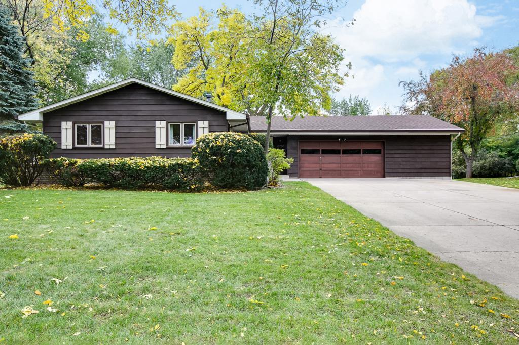 View of Residential at 11452 Galtier Drive, Burnsville MN 55337, Burnsville - Mike Wilen | Minnesota Team Real Estate