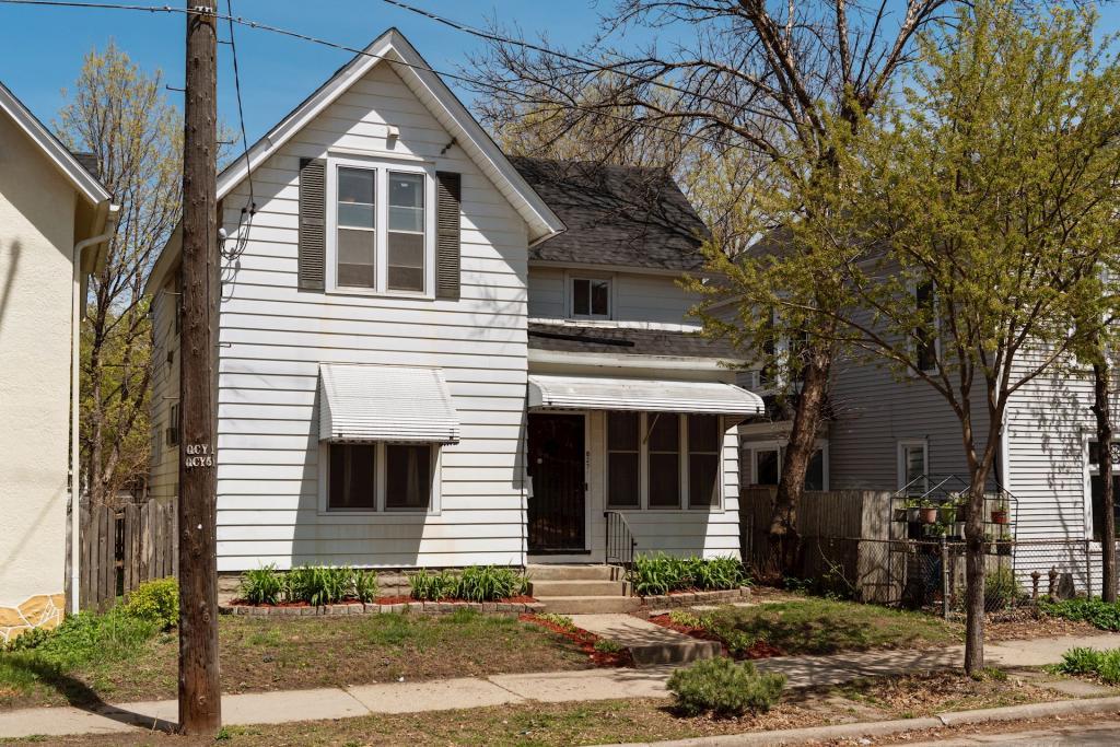 View of Residential Income at 827 18 1/2 Avenue, Minneapolis MN 55418, Minneapolis - Mike Wilen | Minnesota Team Real Estate
