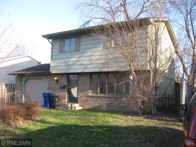 View of Residential at 2039 Nortonia Avenue, Saint Paul MN 55119, Saint Paul - Mike Wilen | Minnesota Team Real Estate