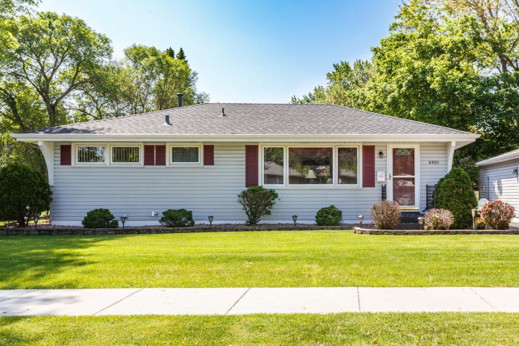 View of Residential at 4901 63rd Avenue, Brooklyn Center MN 55429, Brooklyn Center - Mike Wilen | Minnesota Team Real Estate