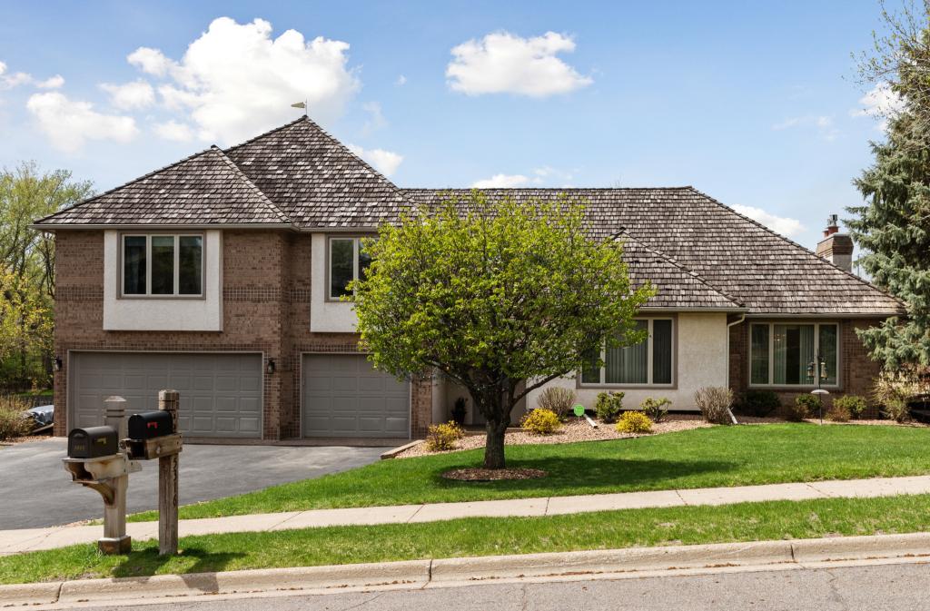 View of Residential at 5316 River Bluff Curve, Bloomington MN 55437, Bloomington - Mike Wilen | Minnesota Team Real Estate