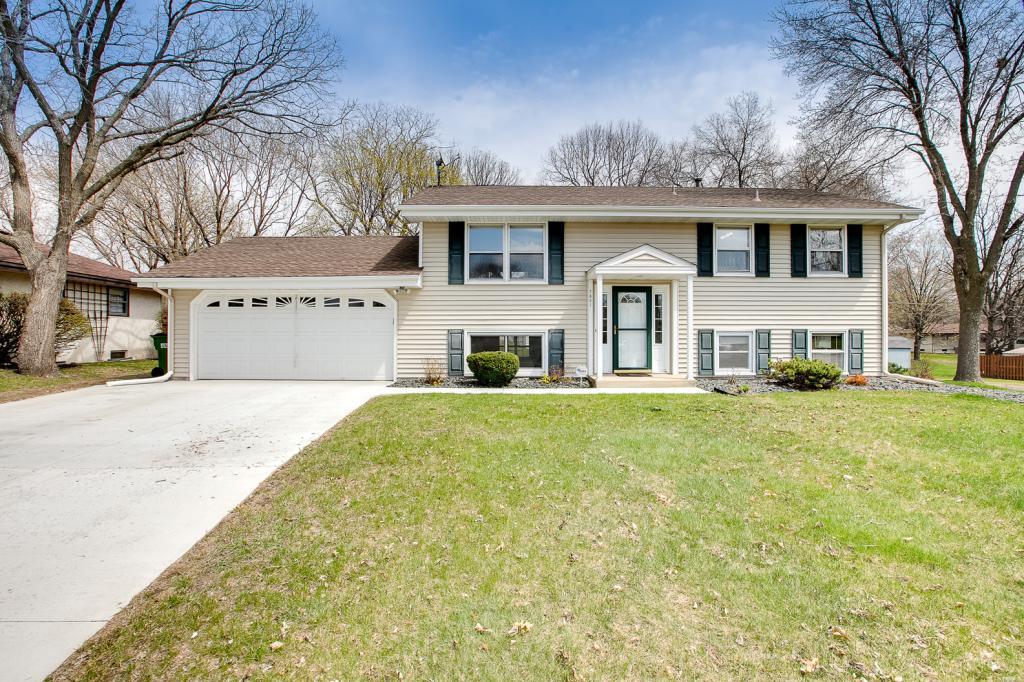 View of Residential at 7501 Jackson Street, Fridley MN 55432, Fridley - Mike Wilen | Minnesota Team Real Estate