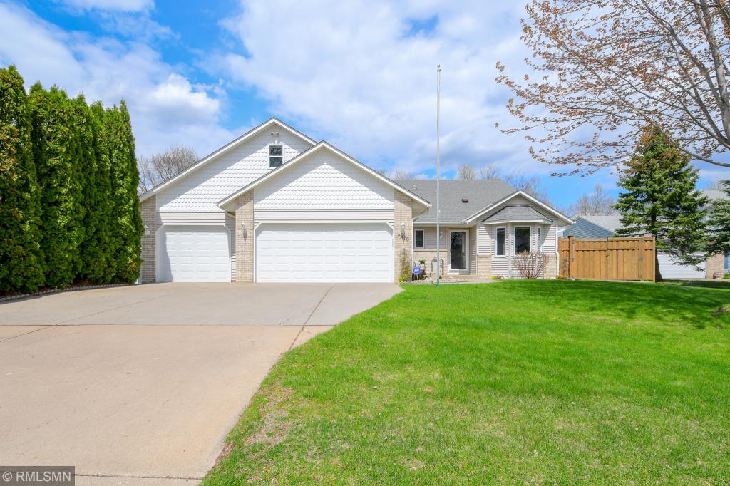 View of Residential at 7670 Upper 19th Street, Oakdale MN 55128, Oakdale - Mike Wilen | Minnesota Team Real Estate