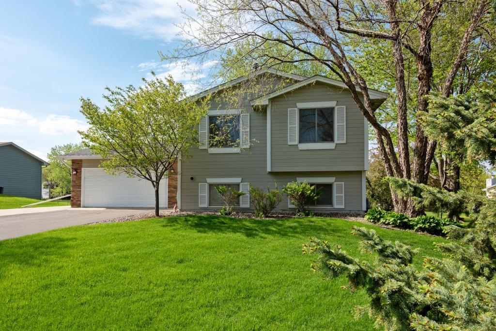 View of Residential at 680 Sierra Trail, Chanhassen MN 55317, Chanhassen - Mike Wilen | Minnesota Team Real Estate
