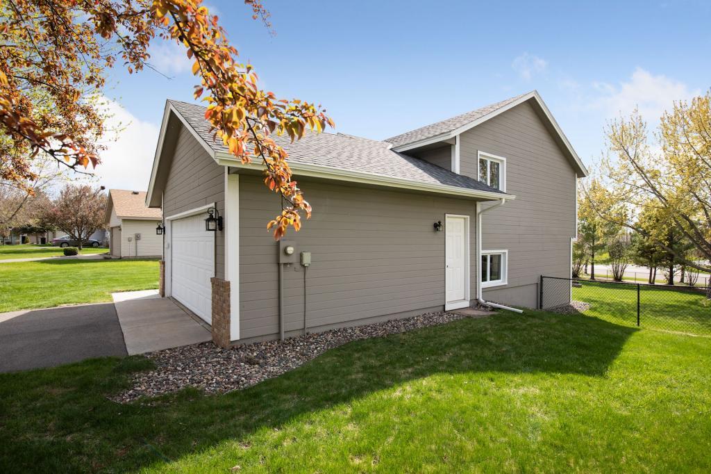 View of Residential at 9503 Rosewood Lane, Maple Grove MN 55369, Maple Grove - Mike Wilen | Minnesota Team Real Estate