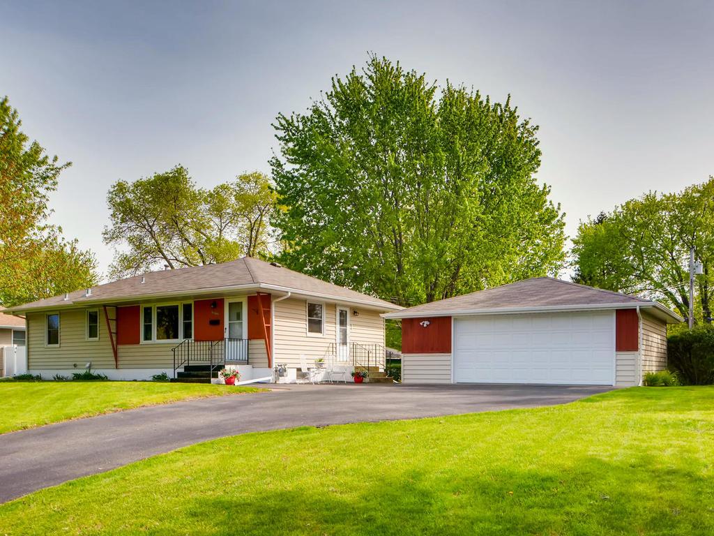 View of Residential at 6809 73rd Avenue, Brooklyn Park MN 55428, Brooklyn Park - Mike Wilen | Minnesota Team Real Estate