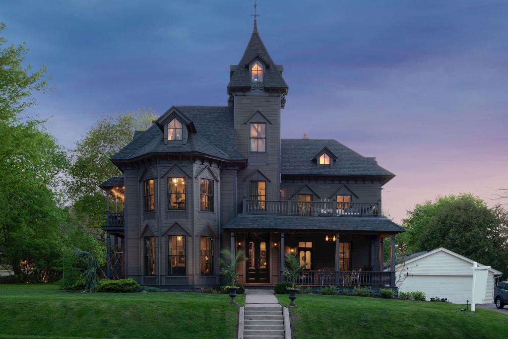View of Residential at 1224 3rd Street, Stillwater MN 55082, Stillwater - Mike Wilen | Minnesota Team Real Estate