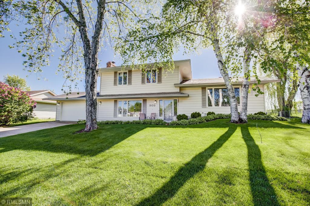 View of Residential at 909 Hopewell Lane, Apple Valley MN 55124, Apple Valley - Mike Wilen | Minnesota Team Real Estate