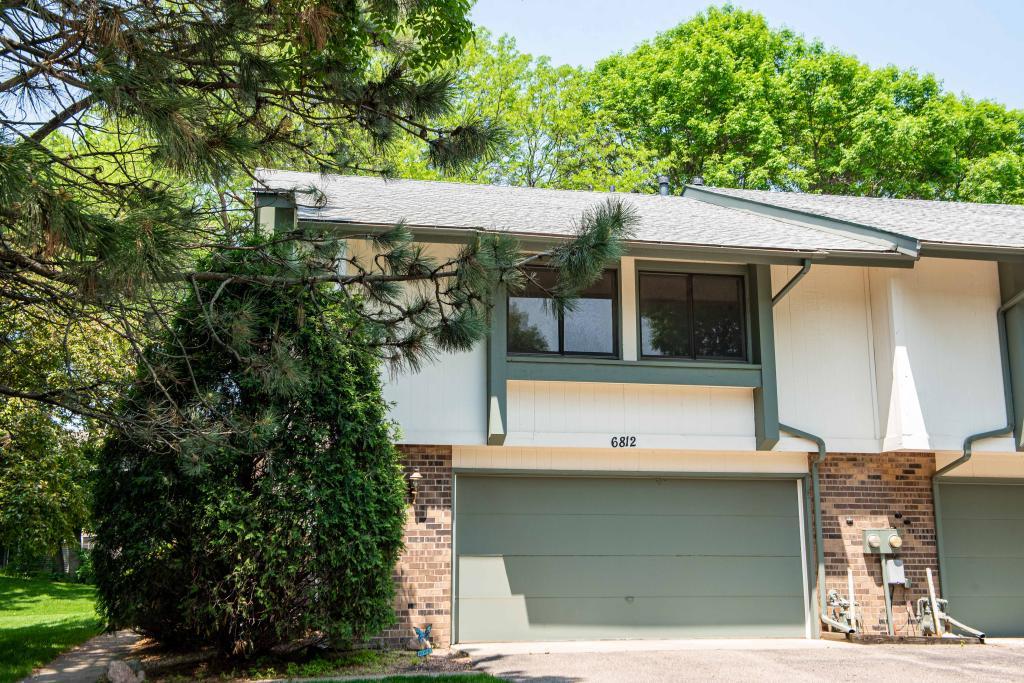 View of Residential at 6812 Buckingham Court, Woodbury MN 55125, Woodbury - Mike Wilen | Minnesota Team Real Estate