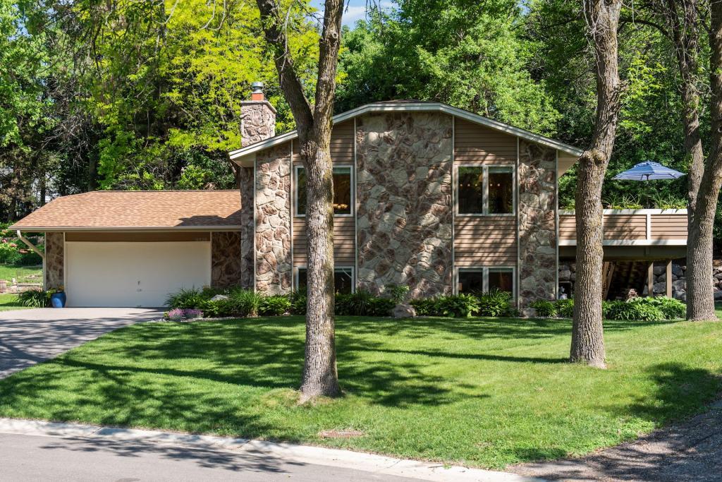 View of Residential at 8429 Hiawatha Avenue, Eden Prairie MN 55347, Eden Prairie - Mike Wilen | Minnesota Team Real Estate