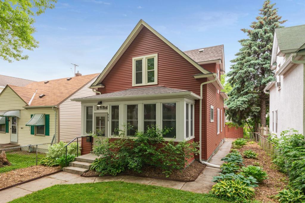 View of Residential at 929 Edmund Avenue, Saint Paul MN 55104, Saint Paul - Mike Wilen | Minnesota Team Real Estate