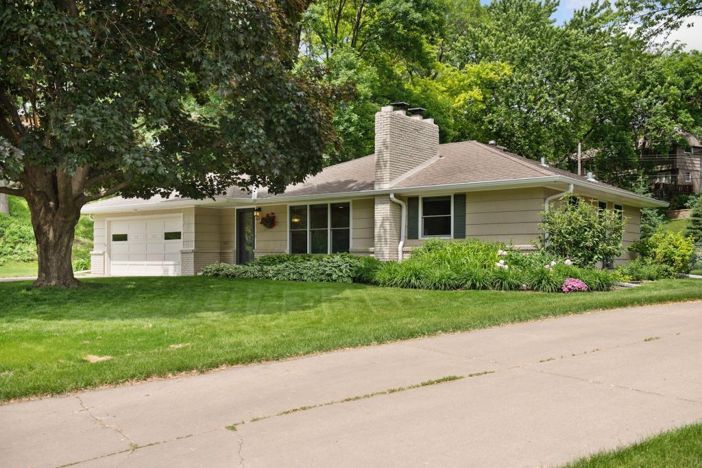 View of Residential at 6216 Ashcroft Lane, Edina MN 55424, Edina - Mike Wilen | Minnesota Team Real Estate