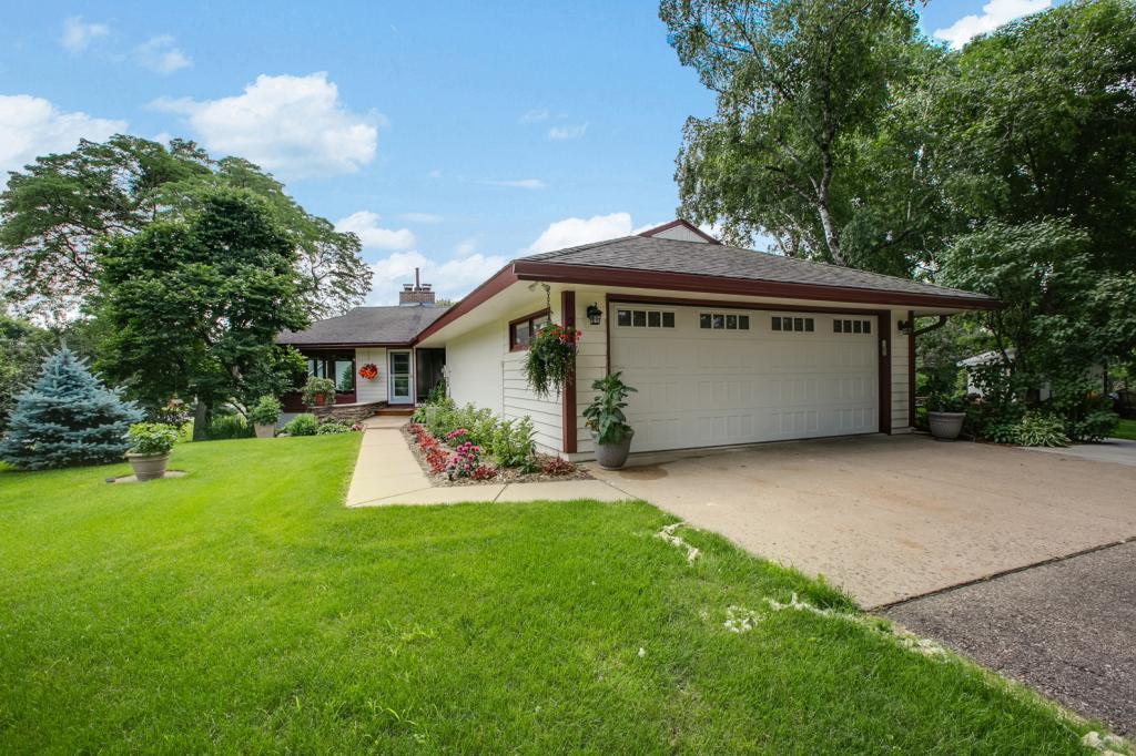 View of Residential at 2471 Pond Circle, Mendota Heights MN 55120, Mendota Heights - Mike Wilen | Minnesota Team Real Estate