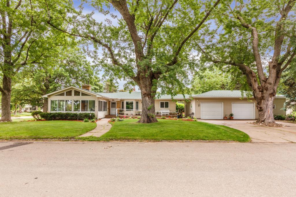 View of Residential at 2700 Henry Street, North Saint Paul MN 55109, North Saint Paul - Mike Wilen | Minnesota Team Real Estate