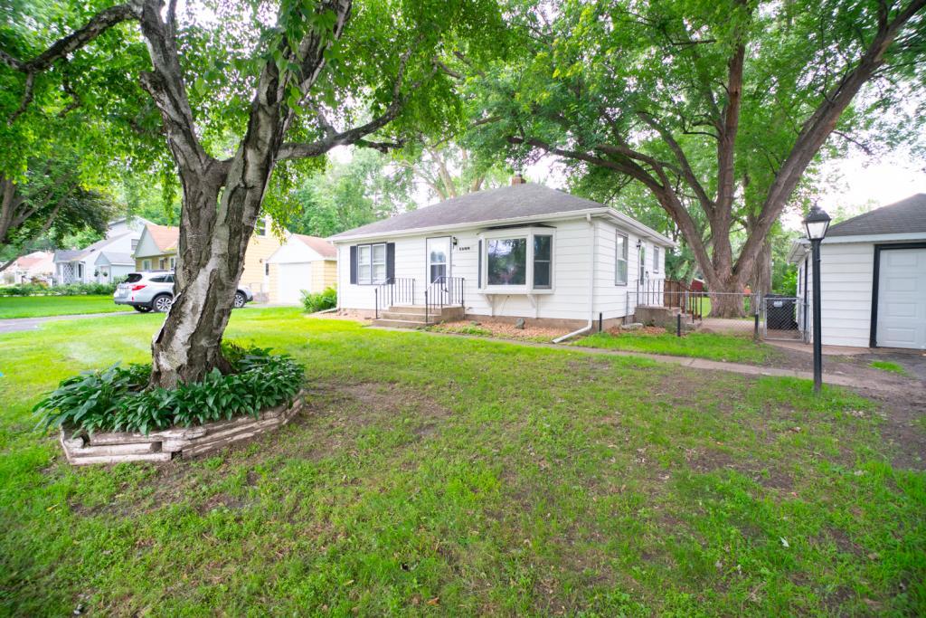 View of Residential at 1960 Edgewater Avenue, Arden Hills MN 55112, Arden Hills - Mike Wilen | Minnesota Team Real Estate