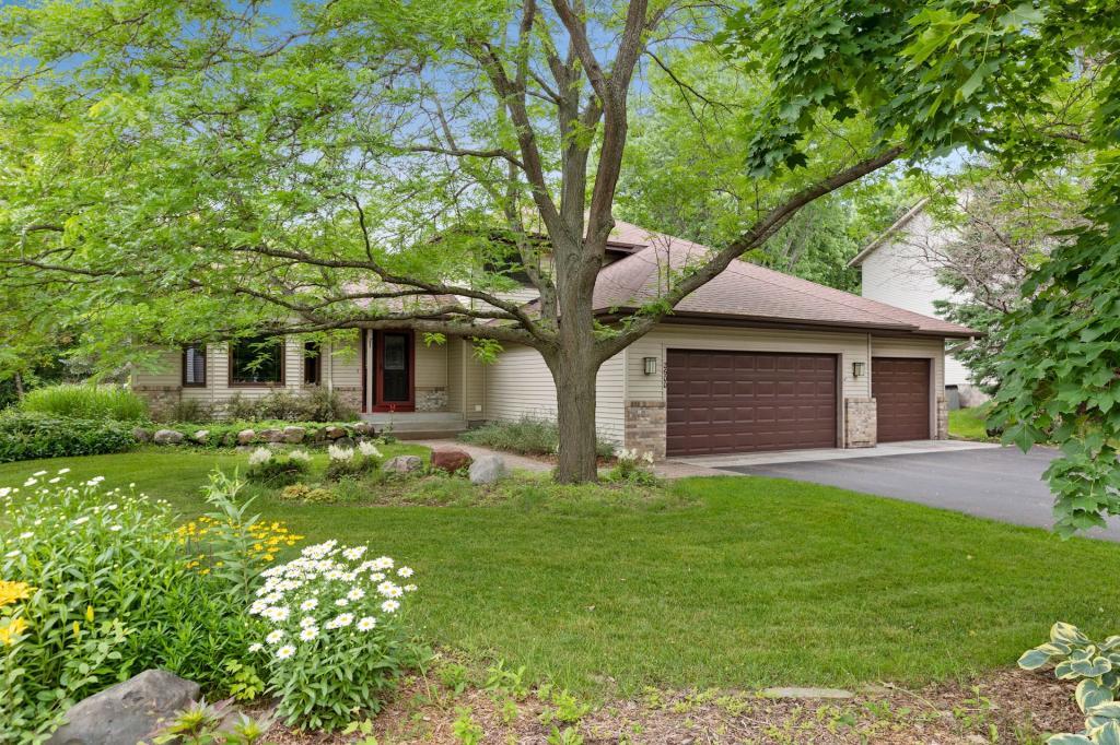 View of Residential at 2600 Windsor Lane, Woodbury MN 55125, Woodbury - Mike Wilen | Minnesota Team Real Estate