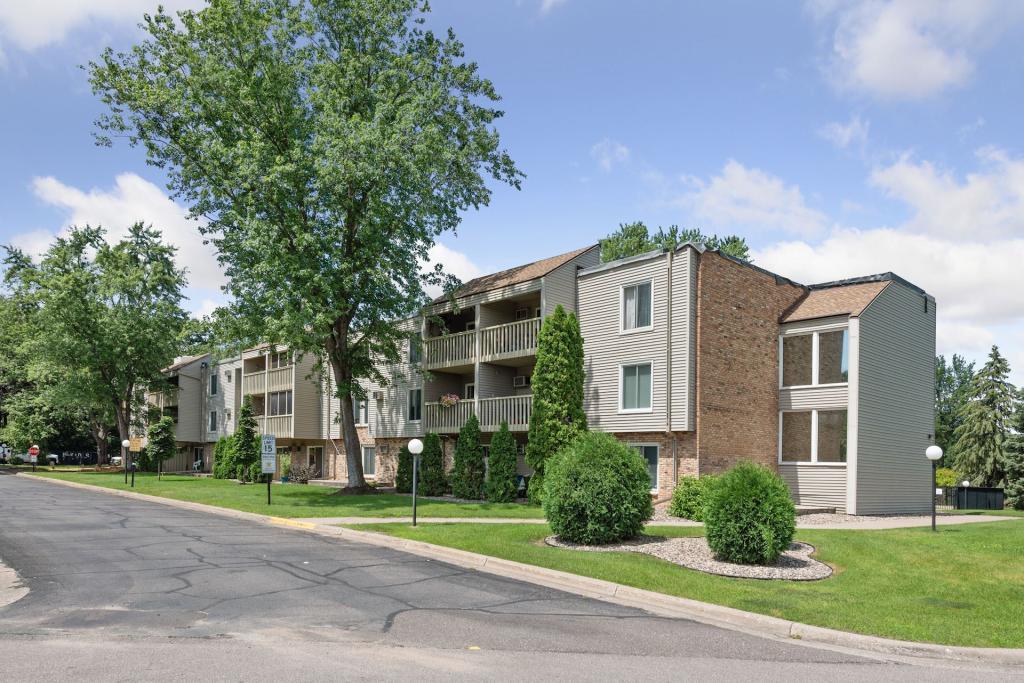 View of Residential at 4045 Hodgson Road #204, Shoreview MN 55126, Shoreview - Mike Wilen | Minnesota Team Real Estate