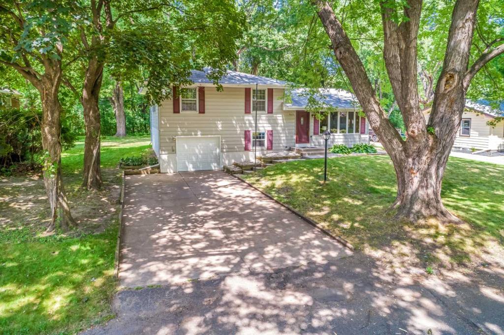 View of Residential at 2673 Mayer Lane, Maplewood MN 55119, Maplewood - Mike Wilen | Minnesota Team Real Estate