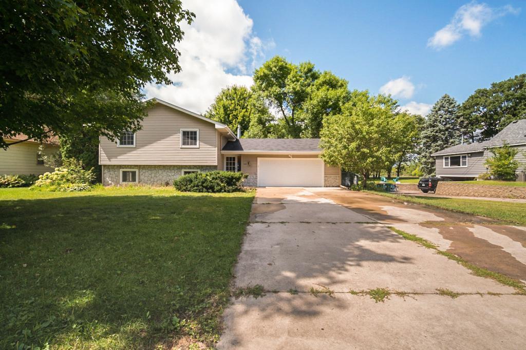 View of Residential at 7680 Knollwood Drive, Mounds View MN 55112, Mounds View - Mike Wilen | Minnesota Team Real Estate