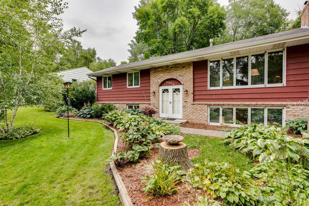 View of Residential at 394 Horseshoe Drive, Shoreview MN 55126, Shoreview - Mike Wilen | Minnesota Team Real Estate