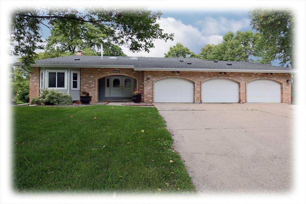 View of Residential at 7666 Mariner Point, Maple Grove MN 55311, Maple Grove - Mike Wilen | Minnesota Team Real Estate