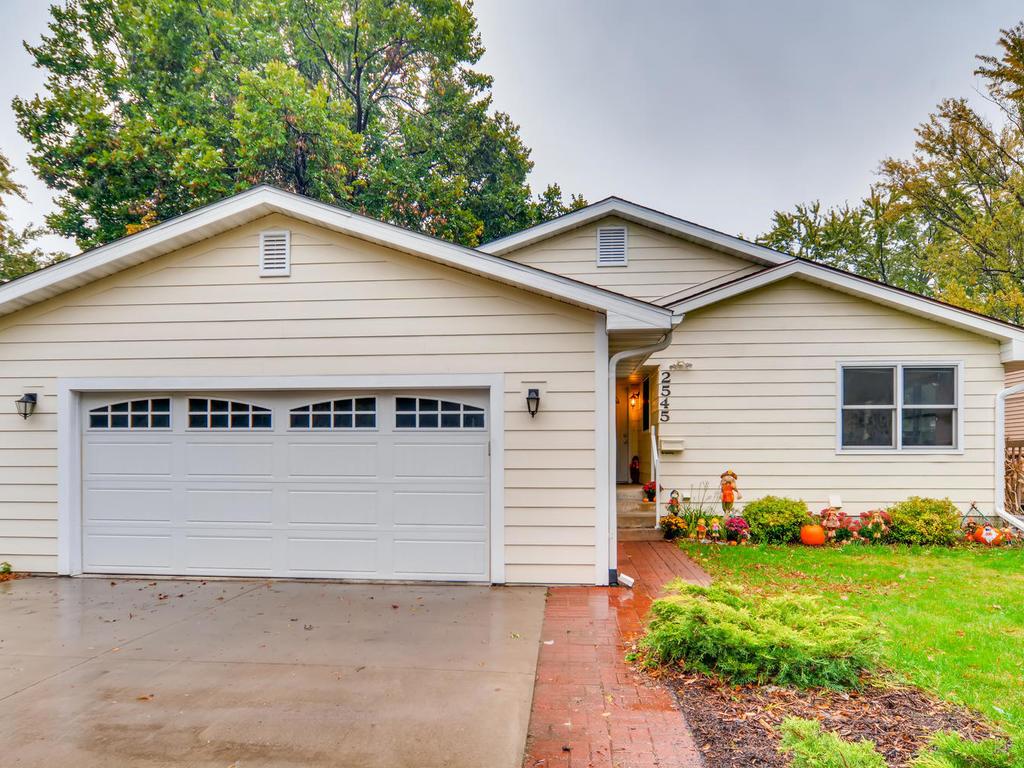 View of Residential at 2545 14th Avenue, North Saint Paul MN 55109, North Saint Paul - Mike Wilen | Minnesota Team Real Estate
