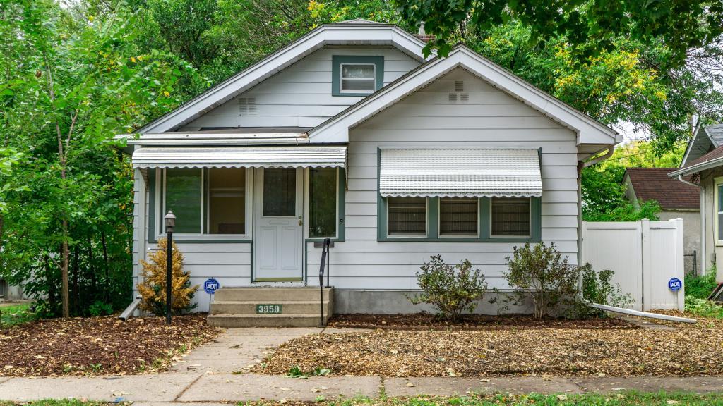 View of Residential at 3959 Snelling Avenue, Minneapolis MN 55406, Minneapolis - Mike Wilen | Minnesota Team Real Estate