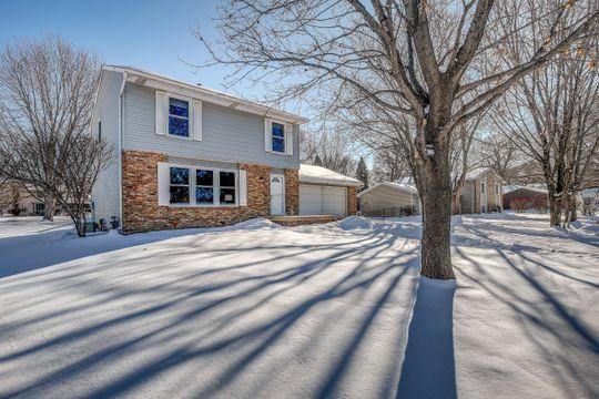 View of Residential at 3240 Walnut Grove Lane, Plymouth MN 55447, Plymouth - Mike Wilen | Minnesota Team Real Estate