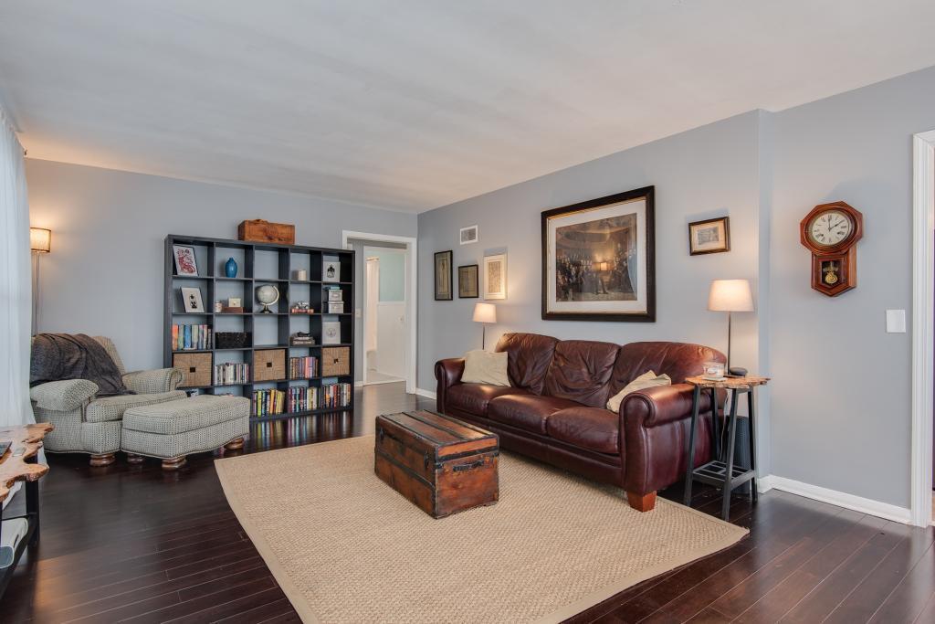 View of Residential at 915 Sheridan Avenue, Minneapolis MN 55411, Minneapolis - Mike Wilen | Minnesota Team Real Estate