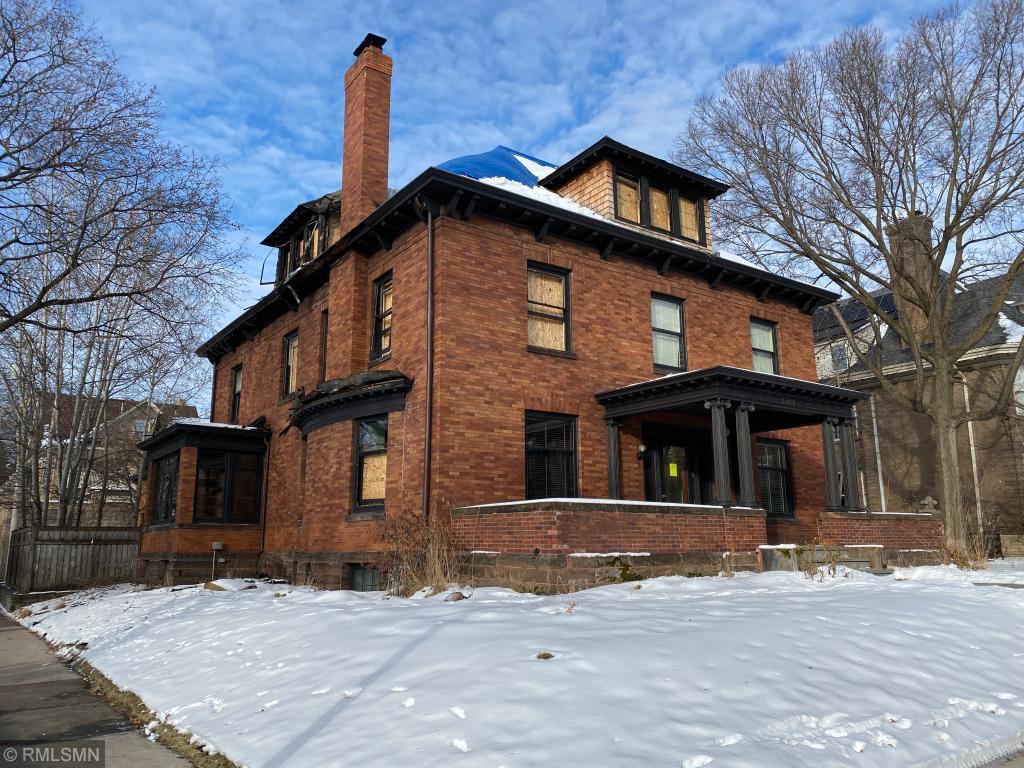 View of Residential at 1820 Dupont Avenue, Minneapolis MN 55403, Minneapolis - Mike Wilen | Minnesota Team Real Estate