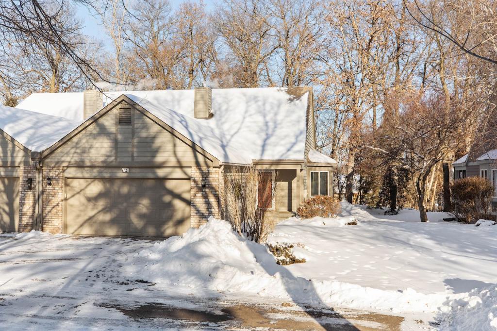 View of Residential at 194 Wildwood Bay Drive, Mahtomedi MN 55115, Mahtomedi - Mike Wilen | Minnesota Team Real Estate