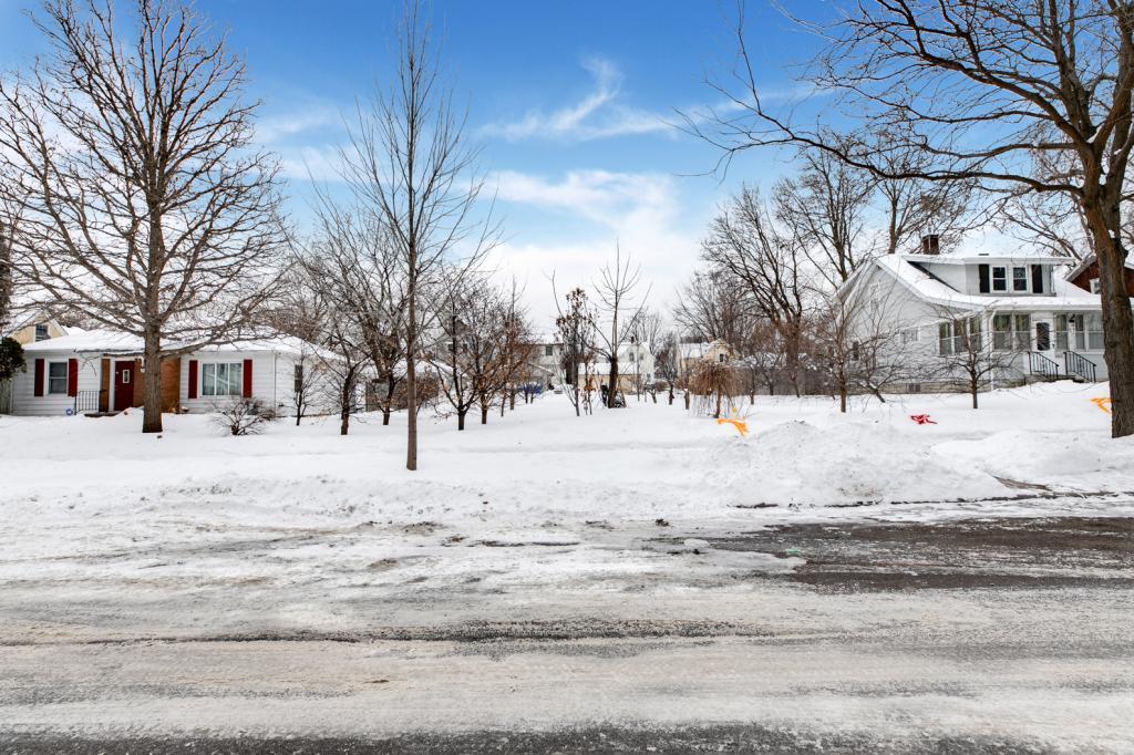 View of Land at 976 Rose Avenue, Saint Paul MN 55106, Saint Paul - Mike Wilen | Minnesota Team Real Estate