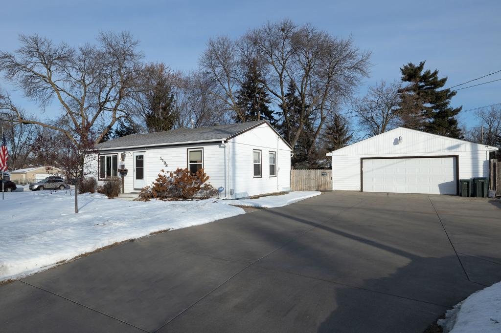 View of Residential at 1108 90th Street, Bloomington MN 55420, Bloomington - Mike Wilen | Minnesota Team Real Estate