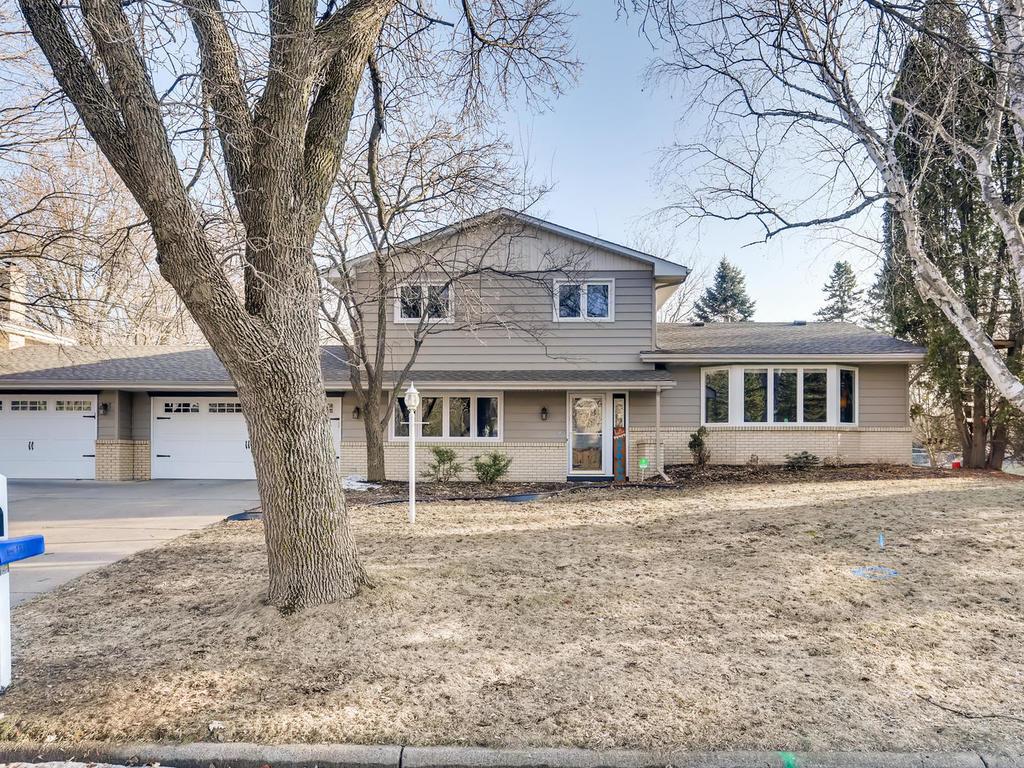 View of Residential at 878 Cannon Avenue, Shoreview MN 55126, Shoreview - Mike Wilen | Minnesota Team Real Estate