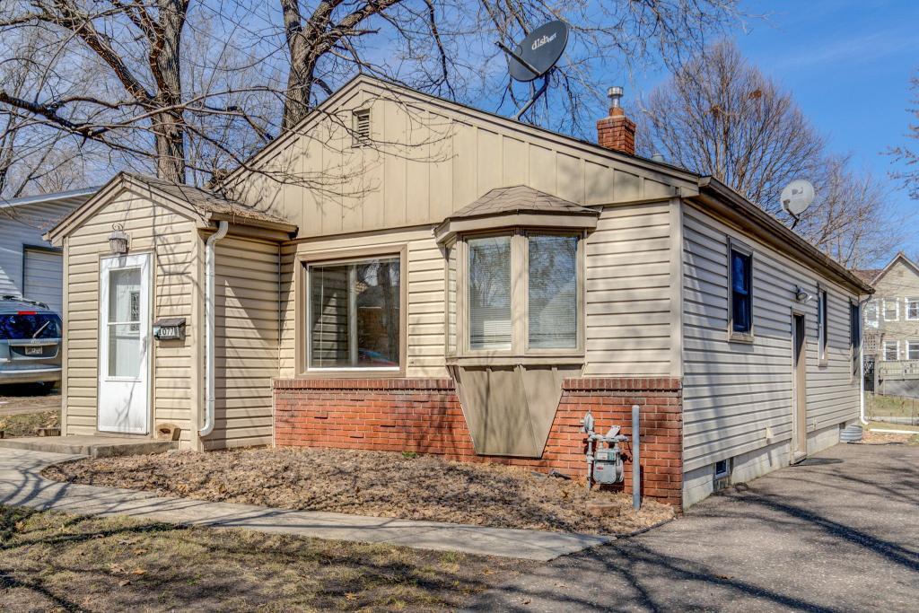 View of Residential at 1077 Lawson Avenue, Saint Paul MN 55106, Saint Paul - Mike Wilen | Minnesota Team Real Estate