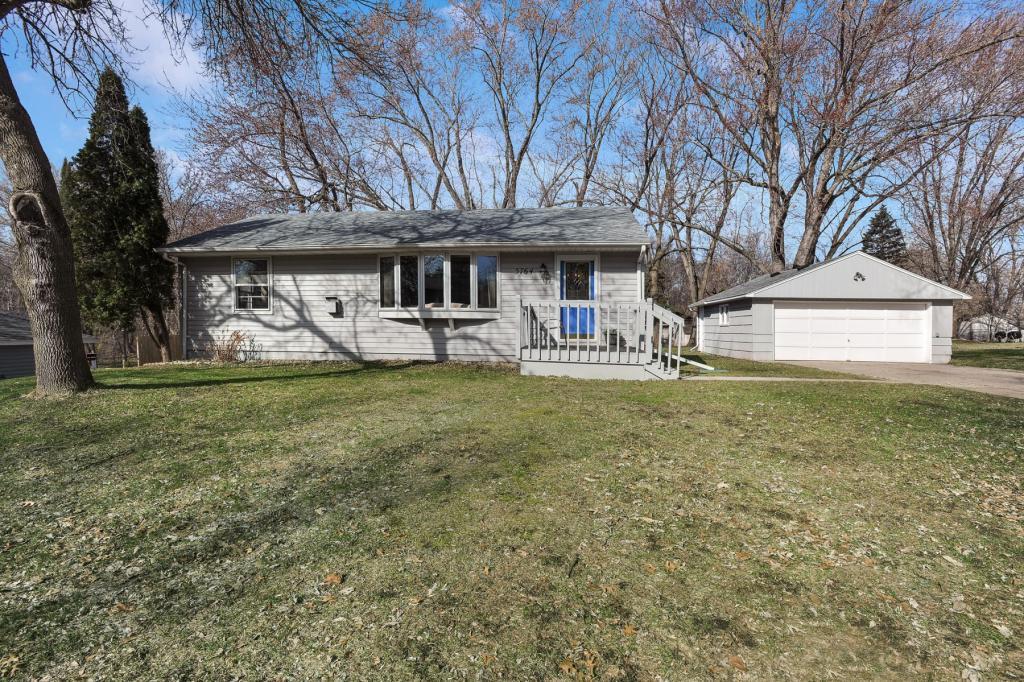 View of Residential at 5764 Glen Moor Circle, Minnetonka MN 55345, Minnetonka - Mike Wilen | Minnesota Team Real Estate