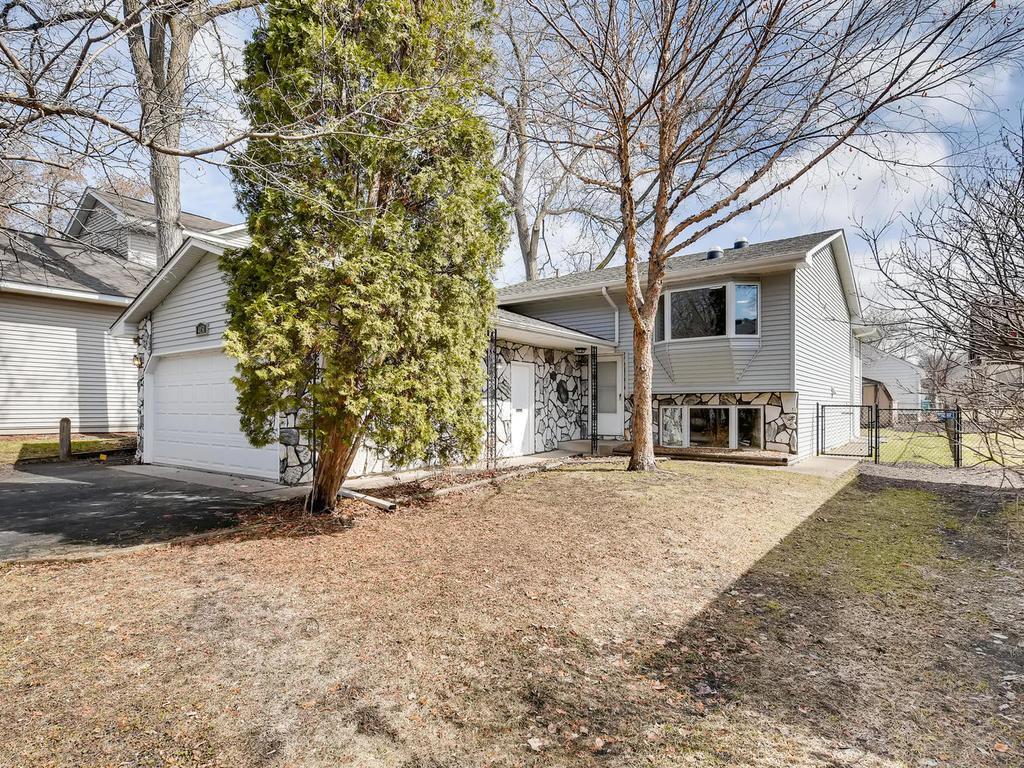 View of Residential at 4151 Zarthan Avenue, Saint Louis Park MN 55416, Saint Louis Park - Mike Wilen | Minnesota Team Real Estate