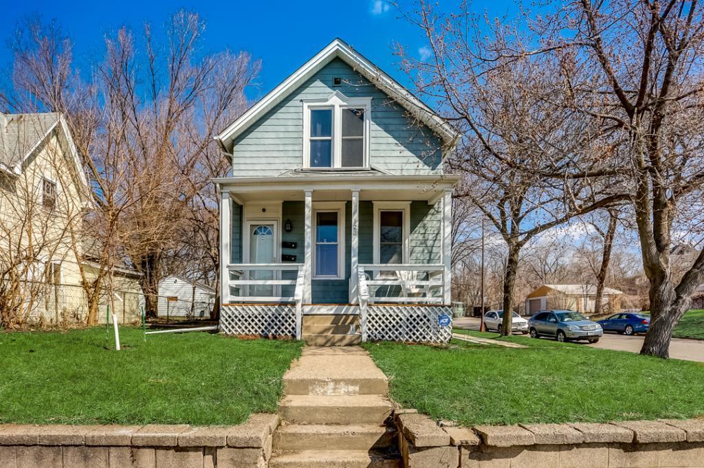 View of Residential Income at 123 Acker Street, Saint Paul MN 55117, Saint Paul - Mike Wilen | Minnesota Team Real Estate