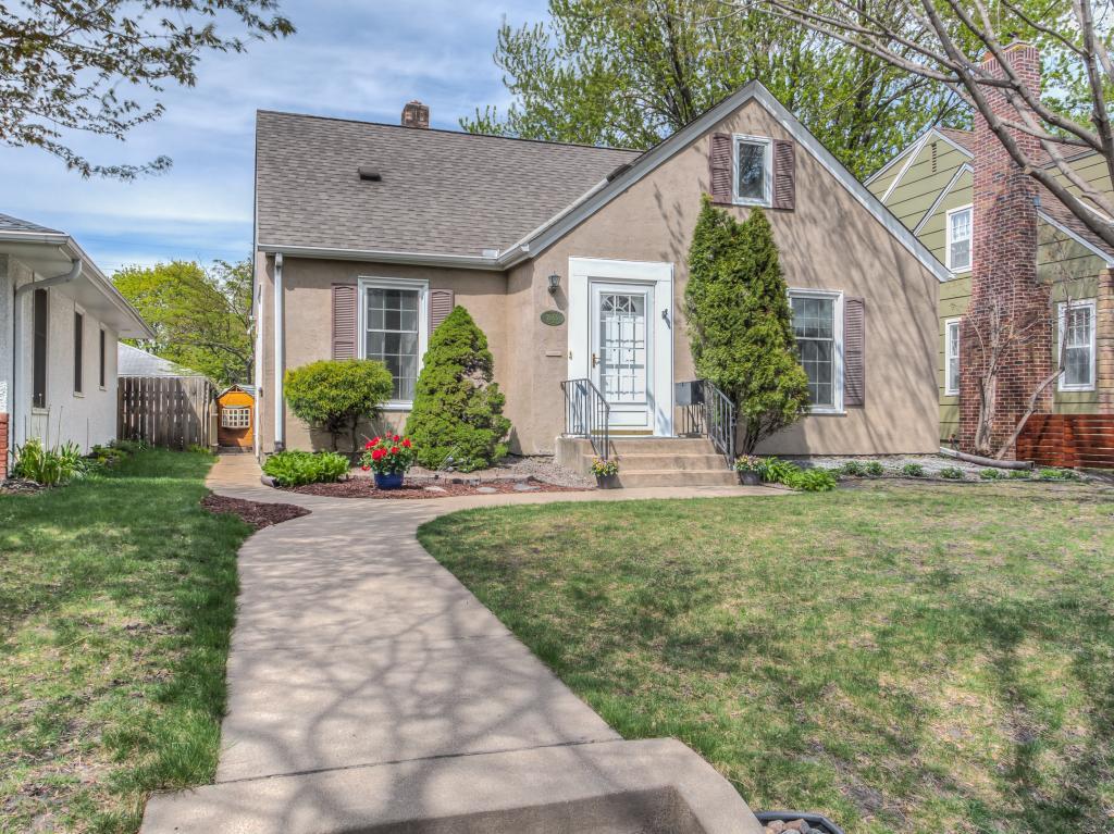 View of Residential at 2165 Eleanor Avenue, Saint Paul MN 55116, Saint Paul - Mike Wilen | Minnesota Team Real Estate