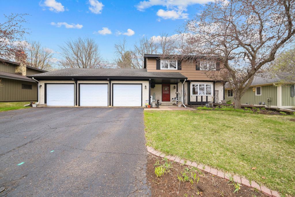 View of Residential at 2295 Erin Court, New Brighton MN 55112, New Brighton - Mike Wilen | Minnesota Team Real Estate