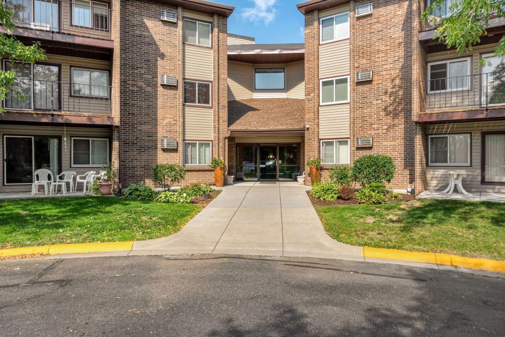 View of Residential at 3425 Golfview Drive #211, Eagan MN 55123, Eagan - Mike Wilen | Minnesota Team Real Estate