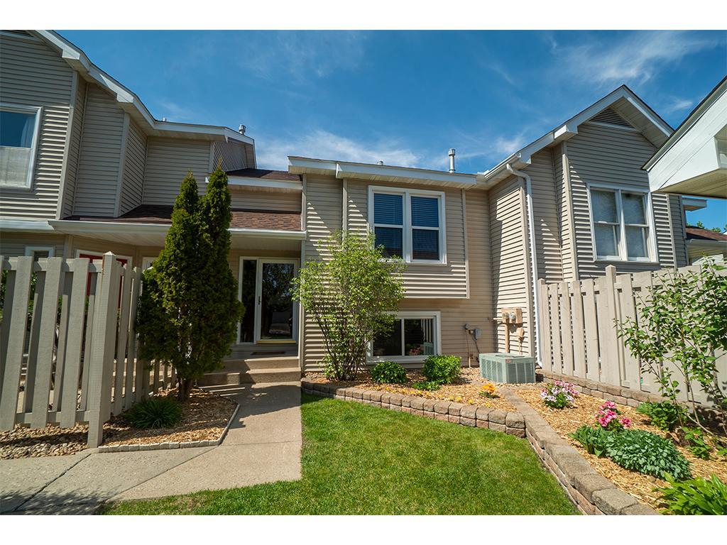 View of Residential at 10292 Arrowwood Drive, Eden Prairie MN 55347, Eden Prairie - Mike Wilen | Minnesota Team Real Estate