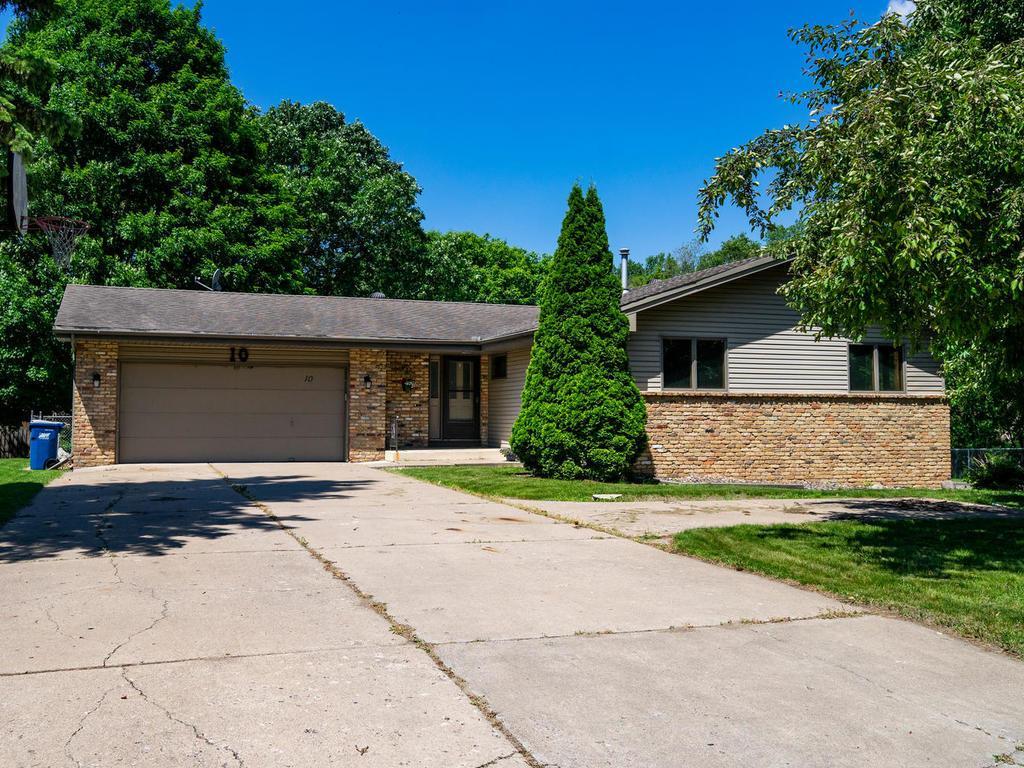 View of Residential at 10 Oakwood Drive, New Brighton MN 55112, New Brighton - Mike Wilen | Minnesota Team Real Estate