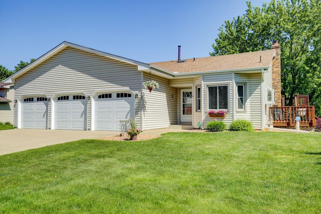 View of Residential at 1565 Oakwood Terrace, Shoreview MN 55126, Shoreview - Mike Wilen | Minnesota Team Real Estate