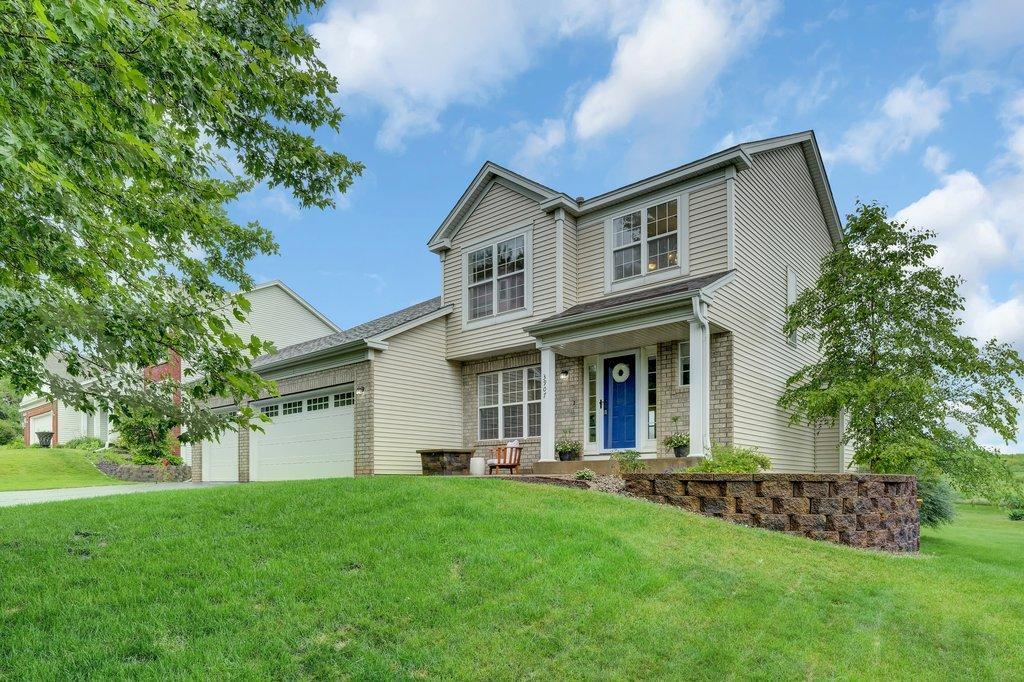 View of Residential at 3907 Oxford Drive, Woodbury MN 55125, Woodbury - Mike Wilen | Minnesota Team Real Estate