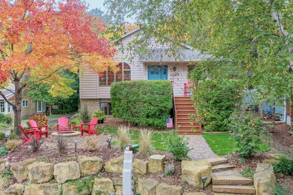 View of Residential at 1044 Summit Avenue, Mahtomedi MN 55115, Mahtomedi - Mike Wilen | Minnesota Team Real Estate